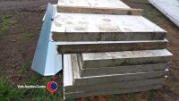 Quantity of insulated fridge panels - 4