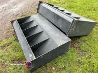 2 x plastic ad- lib corn feed troughs