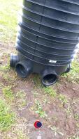 Drainage inspection chamber 1.0m deep 100mm pipes and cover - 3
