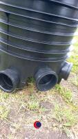 Drainage inspection chamber 1.0m deep 100mm pipes and cover - 2