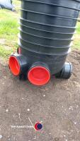 Drainage mini inspection chamber 1.0m deep 100mm pipes and cover - 2