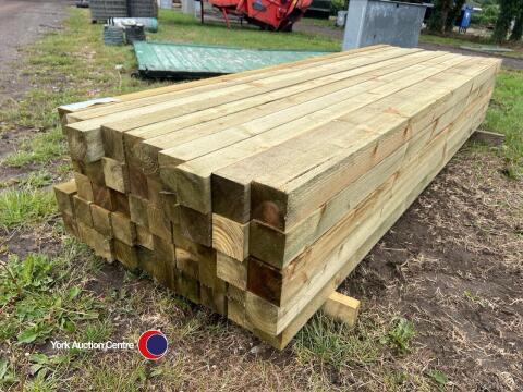 50 x fence posts 75 x 75 x 2400