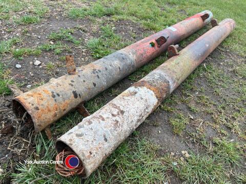 2 x metal gate posts