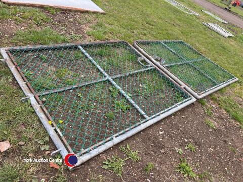 Galvanised/mesh double gates, 12ft span 5ft high