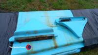 Quantity of fibre glass panels - 2