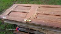 9 x pine doors - 2
