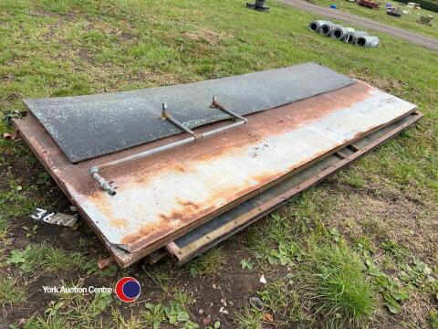 3 tin sheeted gates, 3130mm x 1210mm