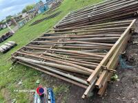 6 x Glendale heavy duty cattle gates - 3