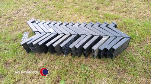 14 x telescopic air brick vents