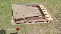 2ft6in x 2ft6in heavy duty man hole cover