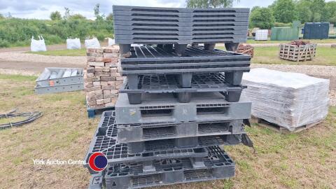 Plastic pallets