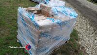 Reclaimed bullnose bricks (270)