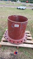 Drainage pipe with bolt flange