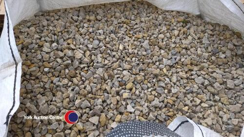 Ton bags 20 mm clean limestone decrotive chippings