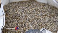 Ton bags 20 mm clean limestone decrotive chippings
