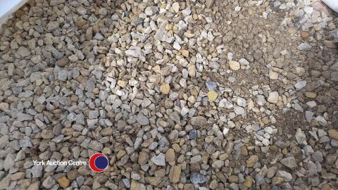 Ton bags 20 mm clean limestone decrotive chippings