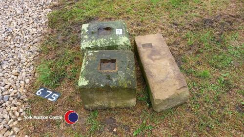 Stone step and 2 stone cubes