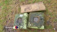 Stone step and 2 stone cubes - 3