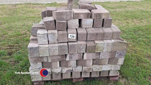 Marshall block paving kerbs 200mm x 100mm x 125mm Plumb Brown 250