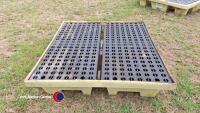 Plastic poly-spill pallet IBC drip tray