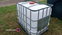600ltr IBC tank, clean inside used for watering livestock - 3