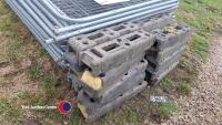 20 Herras fence panels and feet - 2