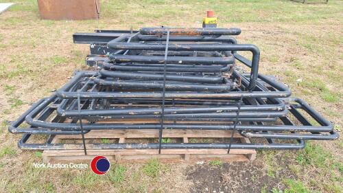 Security fencing, approx 50