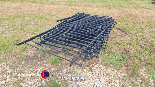 Steel fencing