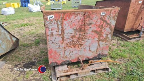 Heavy duty tip skip