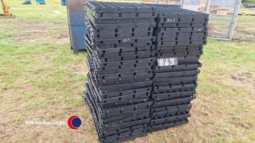 Ecodeck gravel and soil trays