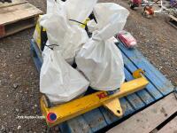 Certex overhead gantry crane, safe working load, 500kg, gwo, taken from factory and no longer needed, c/w legs, tracking and bolts, 18ft wide, spares in office - 19