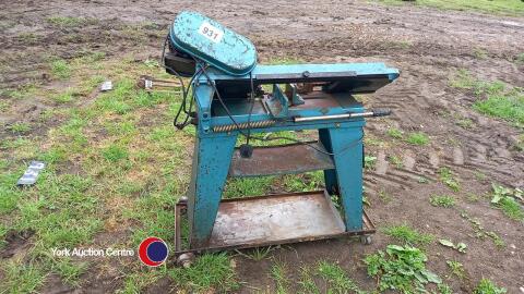 Clarke Bandsaw, working order
