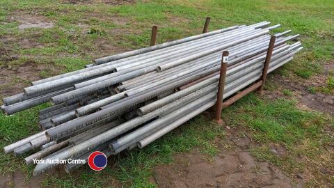 250 x 6ft galvanised scaffold tubes, 125 x 10 - 13ft galvanised scaffold tubes