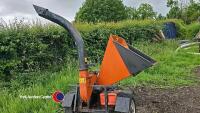 Bearcat chipper - 4