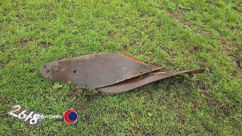 Pair of Mould boards