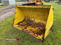 Stoll loader bucket c/w Euro brackets - 2