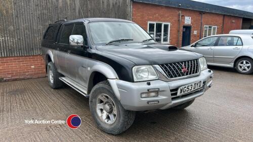 2003 Mitsubishi L200 pick up, 215,000 miles, hpi clear, MOT 17.9.25, 4 former keepers, V5 in office