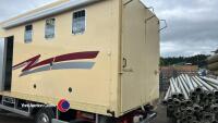 Leyland DAF 45 150 Horsebox R340DNE with Cummins engine. Genuine 72,000 miles. 2 owners & service history. MOT to 31/01/2026. Tacho: calibrated until 19/10/2025. Good tyres, spare on bracket. 2 Keys; engine isolator. Tow Bar & Electrics for a caravan; 20f - 4