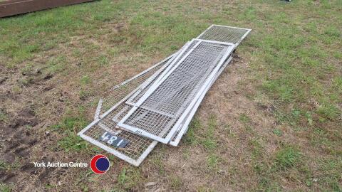 Quantity of steel guard mesh