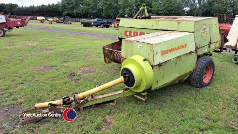 Claas Dominant baler