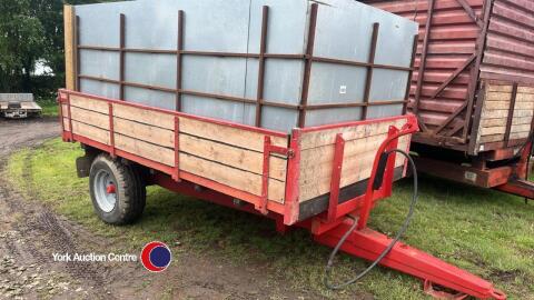 Horse muck trailer