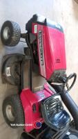 Lawnflite ride on lawn mower, 12hp, 36in cut - 2