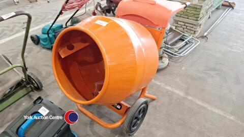 Altrad mini mix 150 cement mixer, new