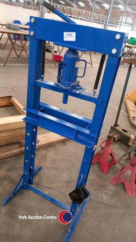 Hydraulic 12T bearing press