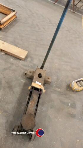 Trolley jack