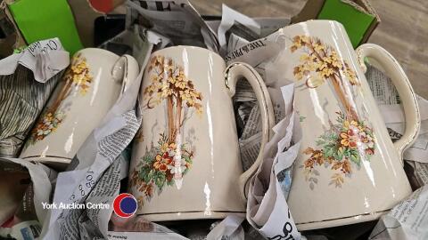 Set of 3 vintage jugs, large, medium and small