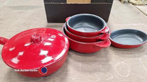 Piral non stick cookware, 4 x dishes, 1 x pan
