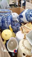 Quantity of Wade teapots, plates and Ringtons tea caddies - 2