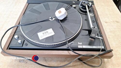 Dual box 604 electronic direct drive turntable, needs new plug