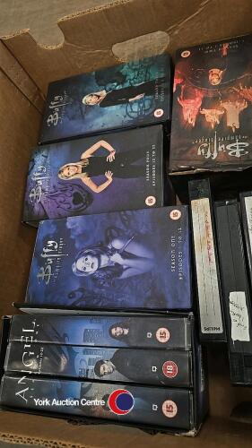 5 x Buffy the Vampire VHS videos